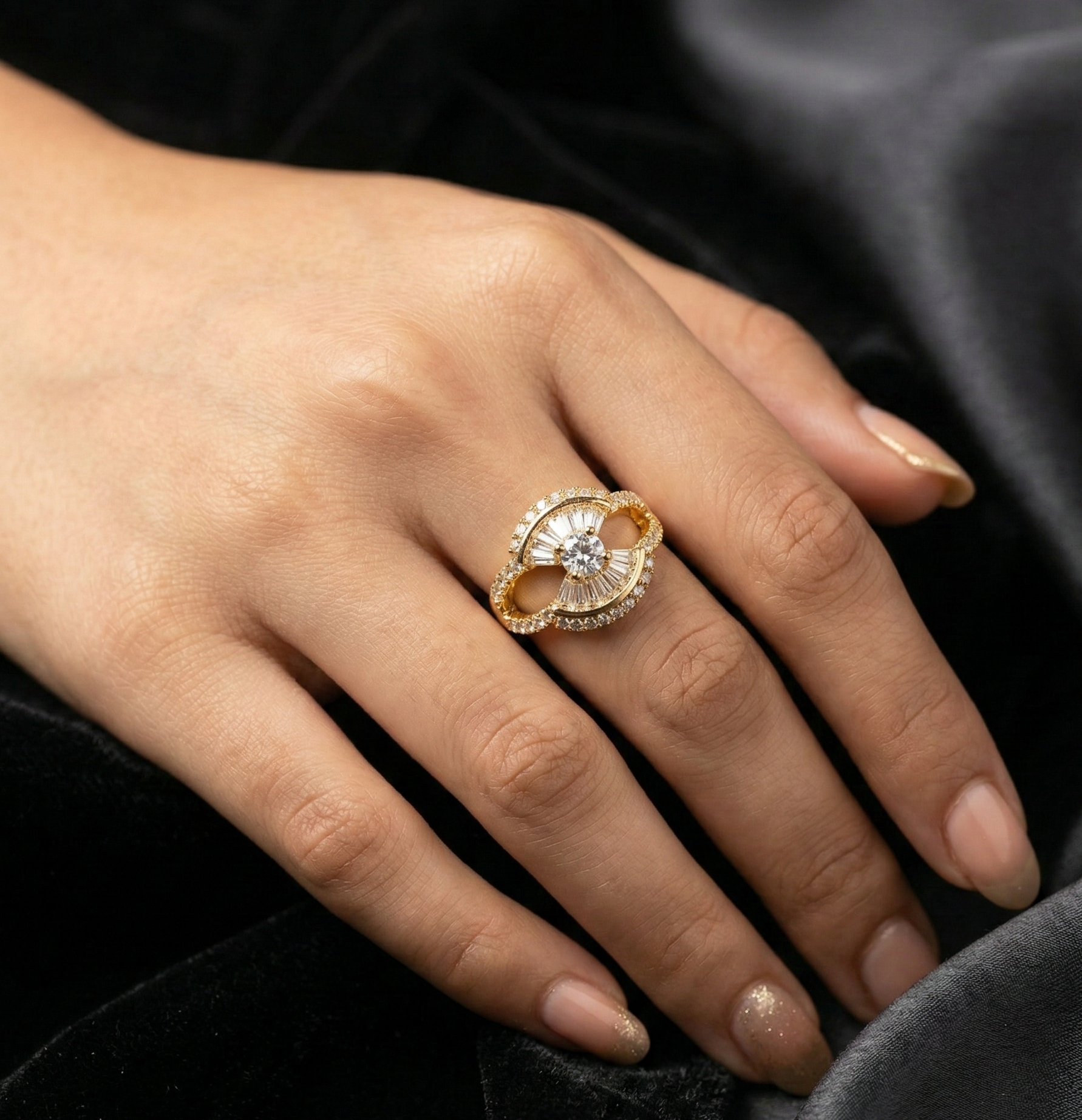 Fully pave-set gold Rings