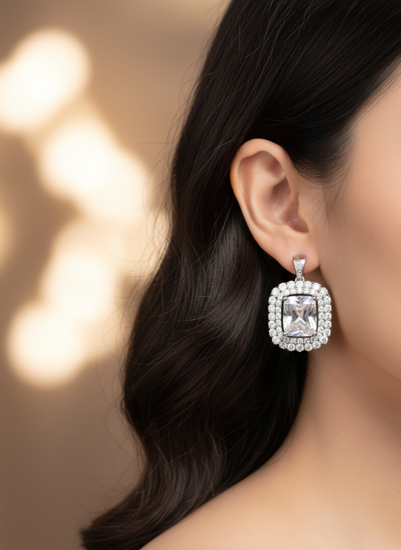 Royal Silver Zircon Halo Jewelry Set