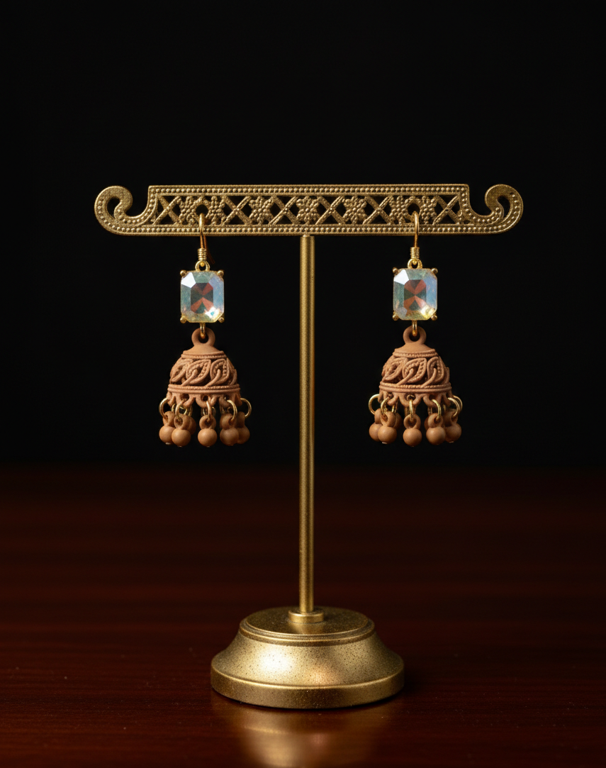 Vintage-Inspired Iridescent Jhumka