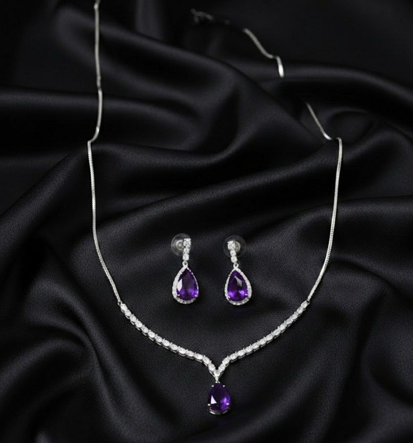 Royal Emerald Teardrop Jewelry Set