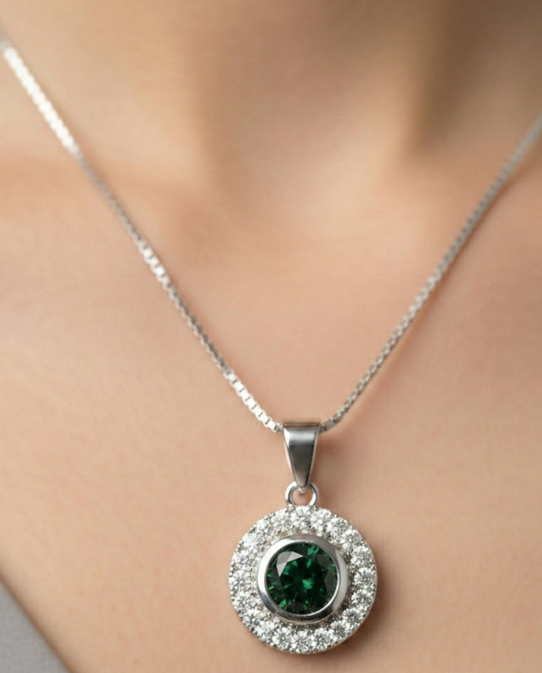 Zircon Pendant Set